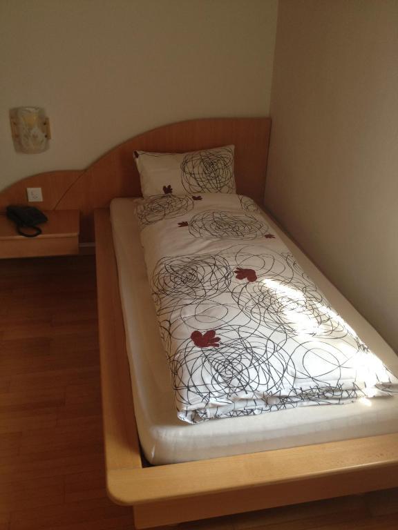 Cafe-Conditorei Hotel Huber Lichtensteig Δωμάτιο φωτογραφία